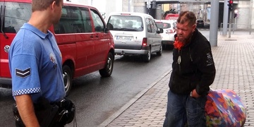 SUSS stojí v první linii války proti obtěžujícím bezdomovcům