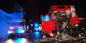 Vážná dopravní nehoda u Babylonu, střetly se tu dva kamiony