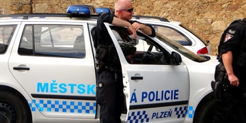 Z přestupku na pomoc a pak rovnou na trestný čin