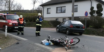 Dvě nehody motocyklistů