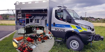Iveco Daily 4x4 policie - Technické vozidlo pro Speciální pořádkovou jednotku