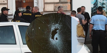 Další bitka v Kollárově ulici, napadená žena je v nemocnici