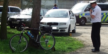 Řidička srazila cyklistu