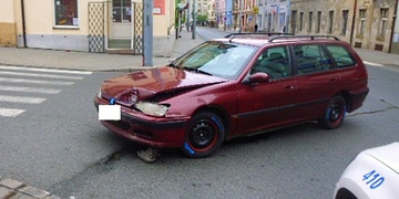 Mladík bez řidičáku havaroval, neuhodnete jak to ale dokázal