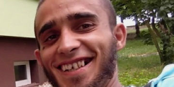 Rigó je obviněn z vraždy a dnes byl převezen do věznice