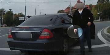 Spisový materiál proti policistům převzal GIBS