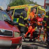 Řidič dostal za jízdy záchvat a upadl do bezvědomí