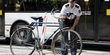 Na nechvalně známém kruhovém objezdu U Součků srazila řidička cyklistu