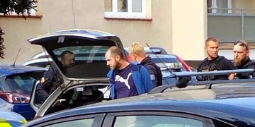Pokusil se ubít ženu kladivem