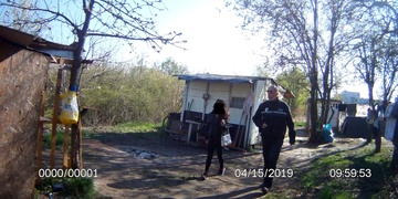 Vlakem cestoval had
