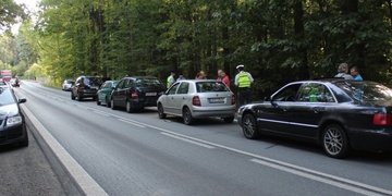 Hromadná nehoda hned pěti vozidel na vjezdu do Plzně