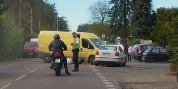 Střet dodávky s osobním autem, zraněná žena i s malým dítětem