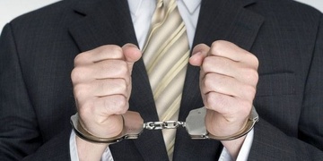 Loupežník s kravatou aneb co realitní makléř nevymyslí aby vydělal