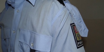 Recidivista napadl chlapce a pak dokonce i policistu