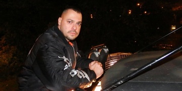 Fanoušci rockové kapely zbili obsluhu restaurace a šli v klidu na koncert