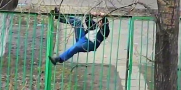 Zloděj blbec