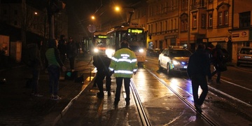 Nehoda u hlavního nádraží zablokovala tramvajovou dopravu